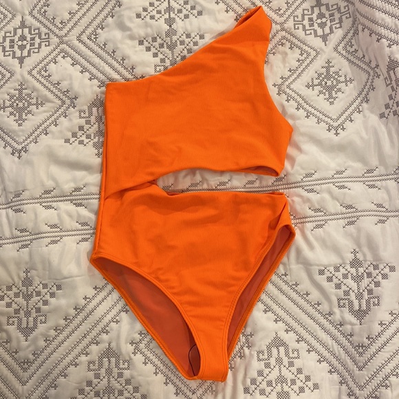 NWT Beach Riot Celine One Piece in Oriole Orange - Picture 4 of 11